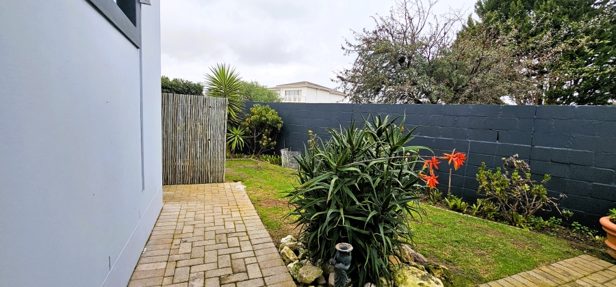4 Bedroom Property for Sale in Country Club Western Cape